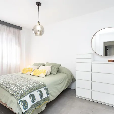 El Pisito De Montse 公寓 *